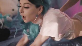 صديق الغرفة الجديد يركب شيميل شرهة هايجة ويحلب زبه في طيزها